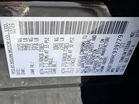 Used 2023 Nissan Rogue SV image 42