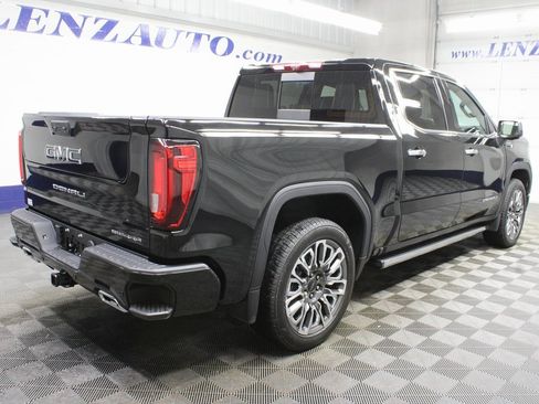Used 2025 GMC Sierra 1500 Denali Ultimate image 4