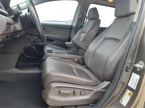 Used 2019 Honda Odyssey Touring image 13