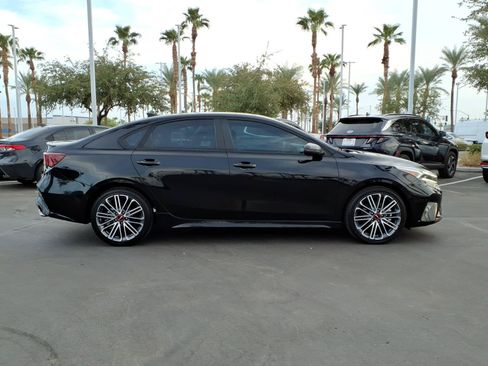 Used 2022 Kia Forte GT FWD image 3