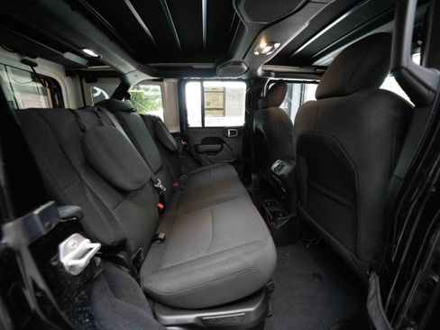 Used 2023 Jeep Wrangler Unlimited w/ Sun & Screen Package AWD/4WD image 25