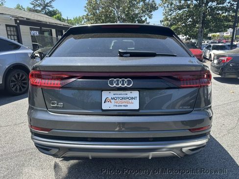 Used 2022 Audi Q8 Premium Plus AWD/4WD image 8