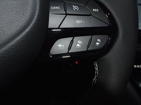 New 2026 Chrysler Pacifica Select image 21