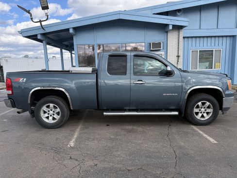 Used 2010 GMC Sierra 1500 SLE image 6
