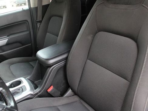 Used 2019 Chevrolet Colorado LT image 4