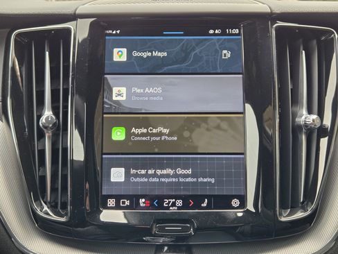 Used 2023 Volvo XC60 B5 Ultimate w/ Climate Package image 26