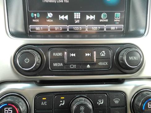 Used 2016 Chevrolet Suburban LT RWD image 50