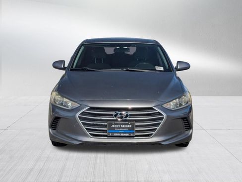 Used 2017 Hyundai Elantra SE FWD image 8