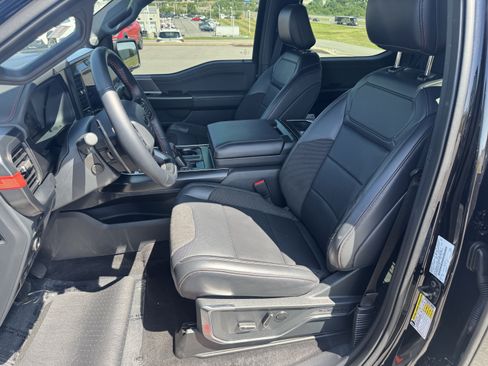 Used 2025 Ford F150 Raptor AWD/4WD image 11