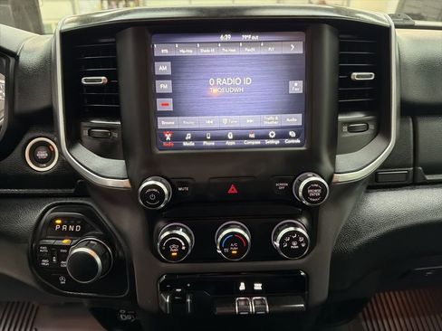 Used 2021 RAM 1500 Big Horn AWD/4WD image 39