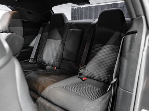 Used 2017 Dodge Challenger R/T RWD image 42