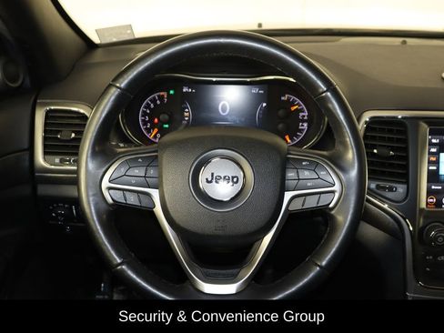 Used 2018 Jeep Grand Cherokee Altitude image 7