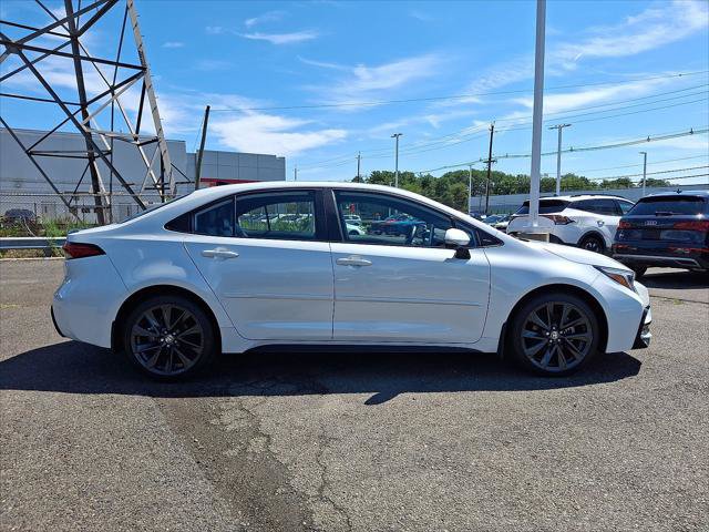 Certified 2025 Toyota Corolla XSE FWD image 27