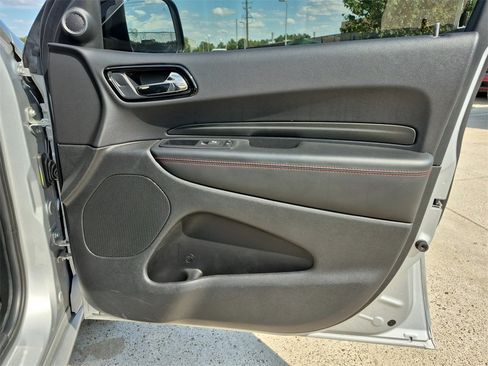 Used 2024 Dodge Durango GT image 24