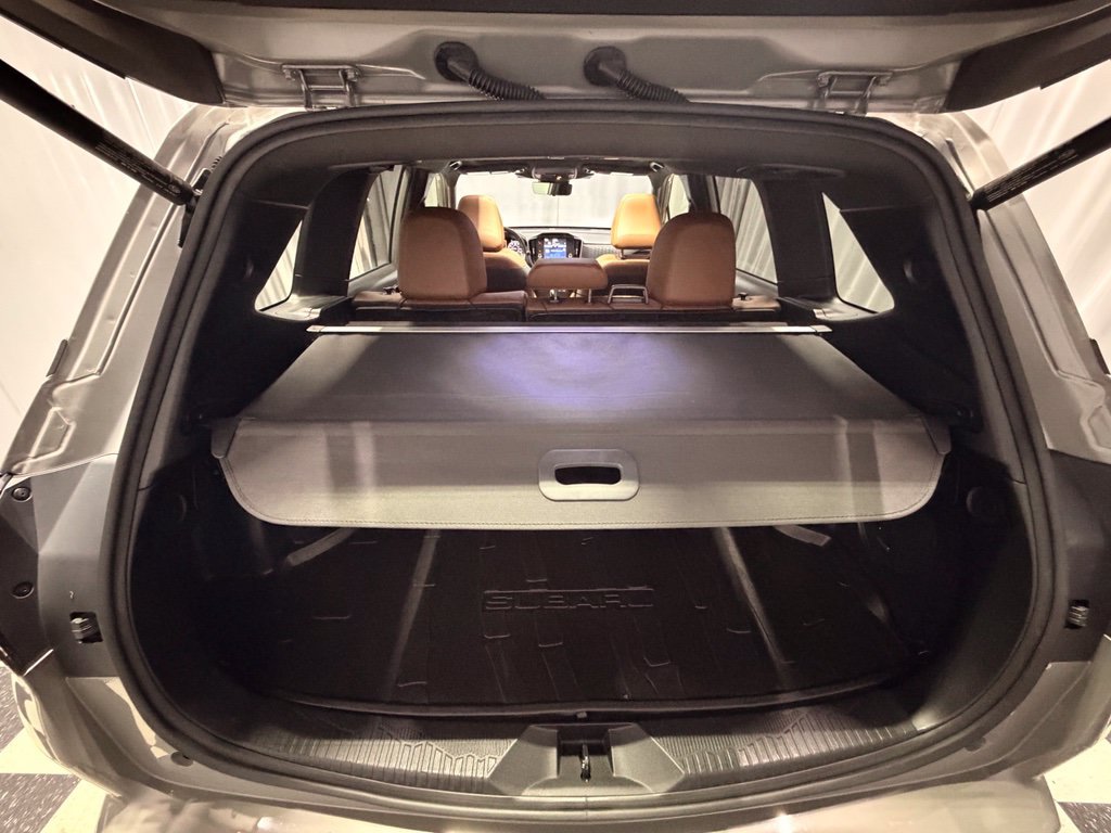 Certified 2025 Subaru Forester Touring AWD/4WD image 9