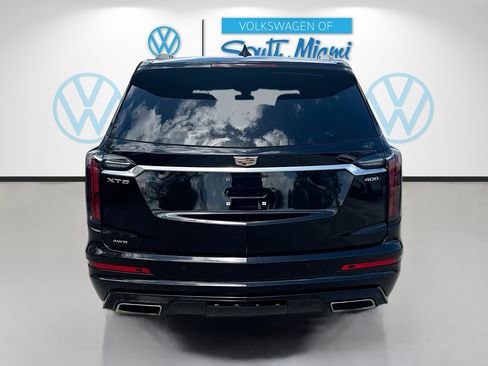 Used 2023 Cadillac XT6 Sport image 6