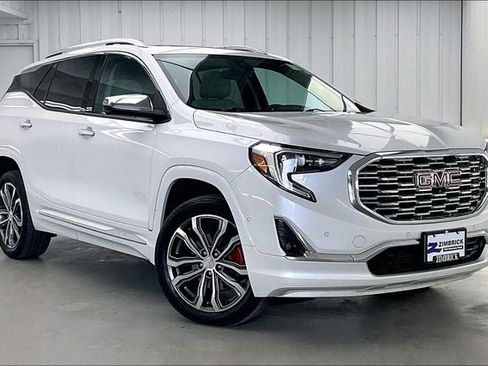 Used 2020 GMC Terrain Denali w/ GMC Pro Grade Package AWD/4WD image 35