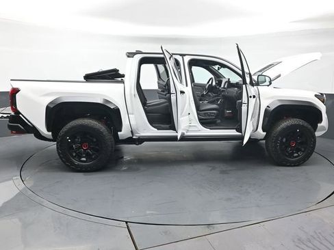 Certified 2025 Toyota Tacoma TRD Pro image 50