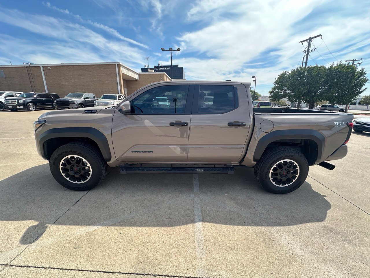 Used 2026 Toyota Tacoma TRD Off-Road AWD/4WD image 11