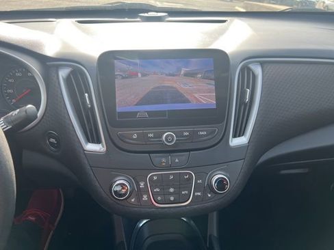 Used 2023 Chevrolet Malibu LT image 20