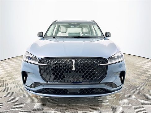 Used 2025 Lincoln Aviator Reserve w/ Luxury Package image 8