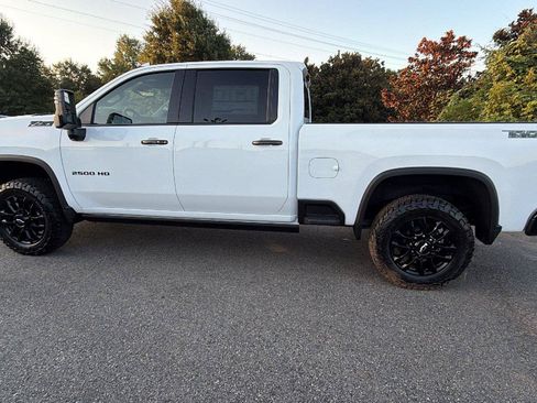 New 2026 Chevrolet Silverado 2500 LTZ w/ Trail Boss Package AWD/4WD image 12
