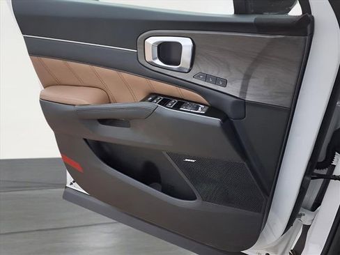 New 2026 Kia Sorento SX Prestige w/ Olive Brown Leather Package image 17