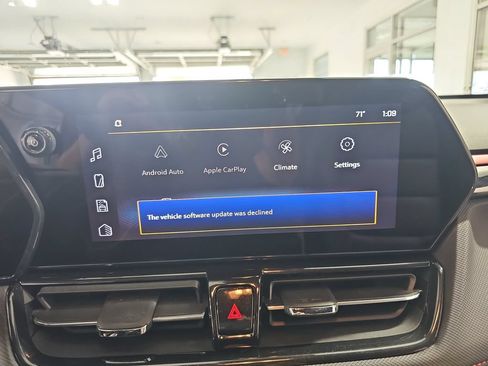 Certified 2024 Chevrolet TrailBlazer RS w/ Convenience Package AWD/4WD image 27