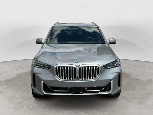 New 2026 BMW X5 xDrive50e w/ Executive Package AWD/4WD image 2