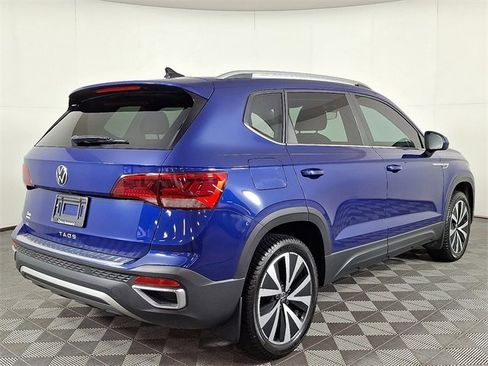 Used 2023 Volkswagen Taos SE image 9