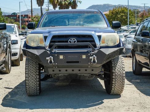 Used 2008 Toyota Tacoma PreRunner w/ SR5 Pkg #2 RWD image 2