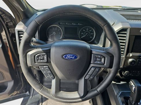 Used 2019 Ford F150 XLT w/ Equipment Group 302A Luxury AWD/4WD image 13