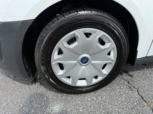 Used 2018 Ford Transit Connect XL image 39