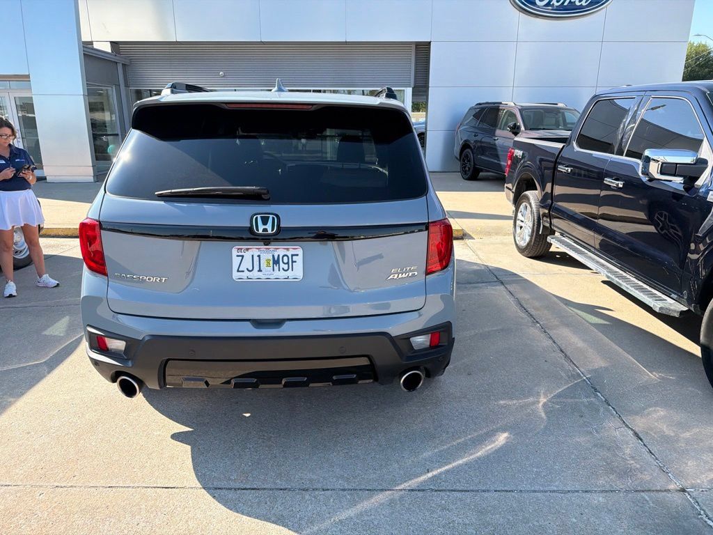 Used 2022 Honda Passport Elite image 7