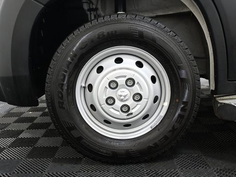 Used 2023 RAM ProMaster 2500 image 30