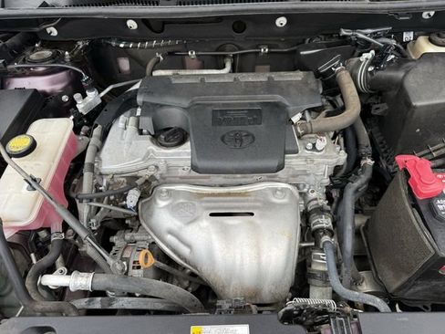 Used 2018 Toyota RAV4 Limited image 34