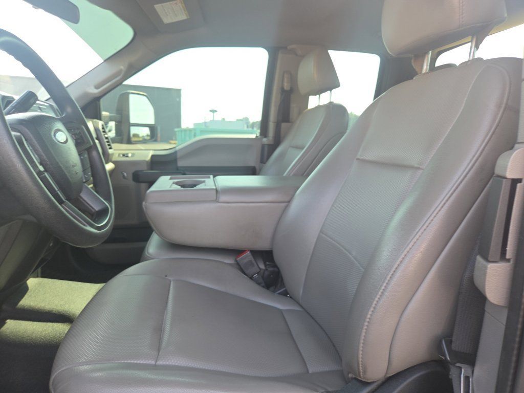 Used 2021 Ford F250 XL w/ Power Equipment Group AWD/4WD image 17