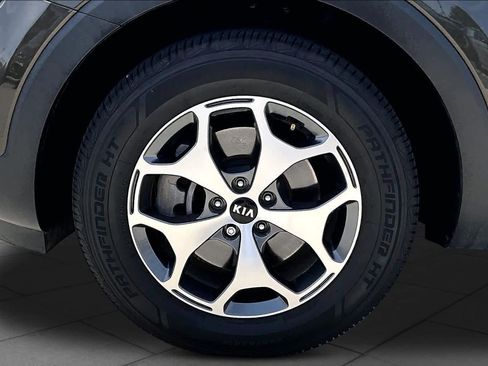 Used 2021 Kia Telluride EX w/ Towing Package FWD image 11