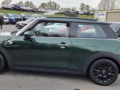 Used 2016 MINI Cooper 2-Door Hardtop image 10