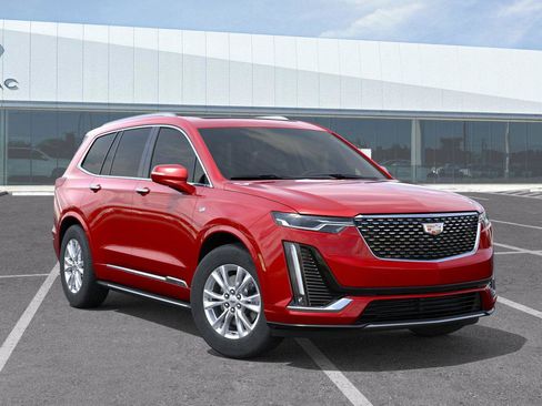New 2025 Cadillac XT6 Luxury image 8