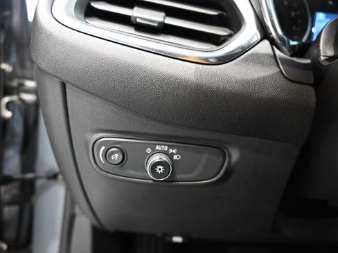 Used 2024 Chevrolet Equinox LT image 23