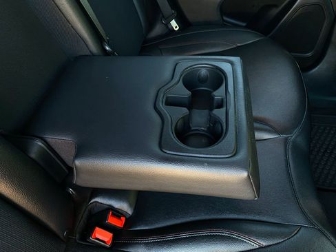 Used 2024 Jeep Compass Trailhawk image 28