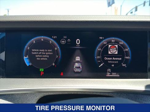 Certified 2025 Volkswagen Tiguan S FWD image 16