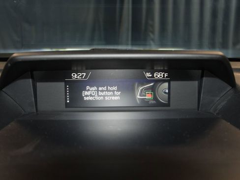 Used 2023 Subaru Forester Premium image 17