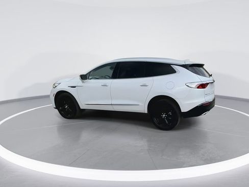 Used 2024 Buick Enclave Essence w/ Sport Touring Edition image 7
