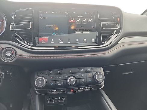 Used 2023 Dodge Durango R/T w/ Blacktop Package image 15