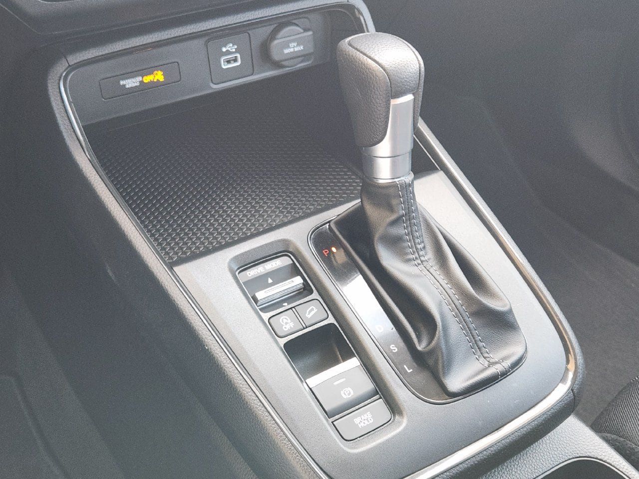 Used 2024 Honda CR-V LX image 18