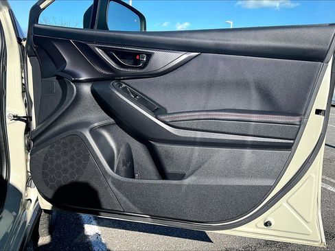 Used 2023 Subaru Crosstrek 2.0i Premium w/ Special Edition image 21