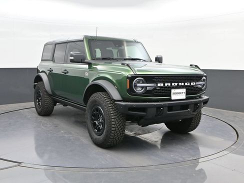 Used 2024 Ford Bronco Wildtrak AWD/4WD image 22