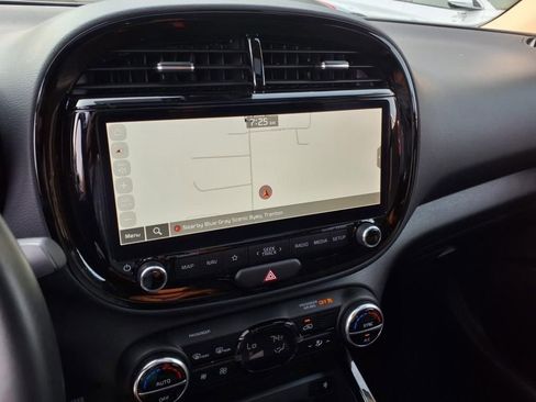 Used 2025 Kia Soul GT-Line w/ GT-Line Technology Package image 23